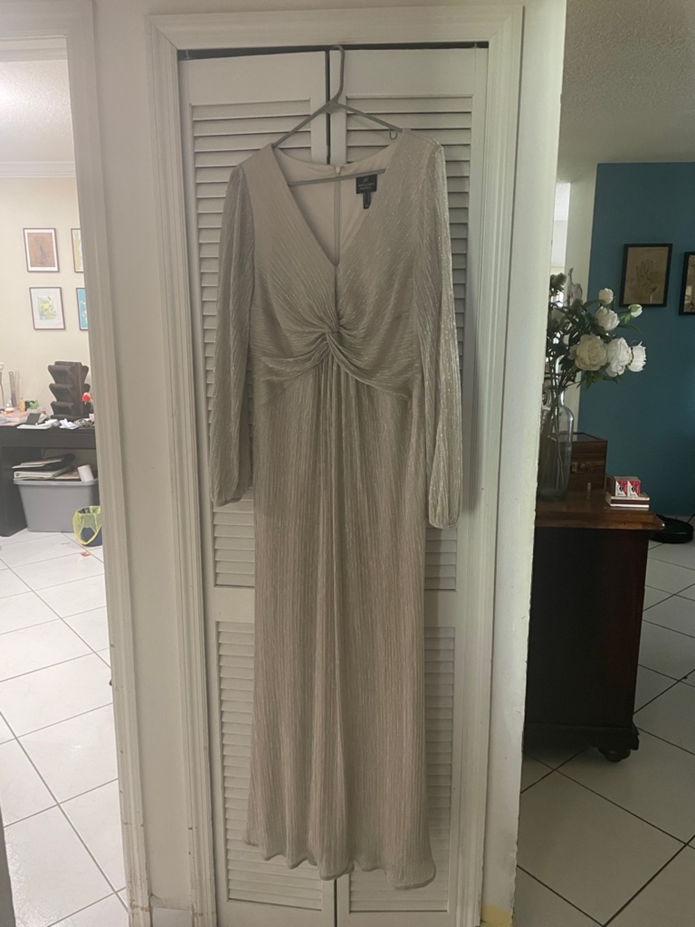 Adrianna Papell Silver Long-Sleeve Twist-Front Maxi Dress
